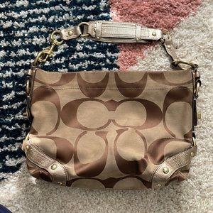 Coach shoulder purse with gold leather strap